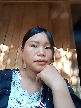 Snapshot of Nhinhi_su chatting on July 2026 12:57:02 AM Nhinhi su online show from July 2026 12:57:02 AM