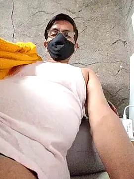 bottom monty online show from June 2026 09:14:01 PM
