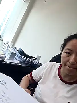 Snapshot of DUU5528 chatting on June 2026 03:09:02 AM DUU5528 online show from June 2026 03:09:02 AM