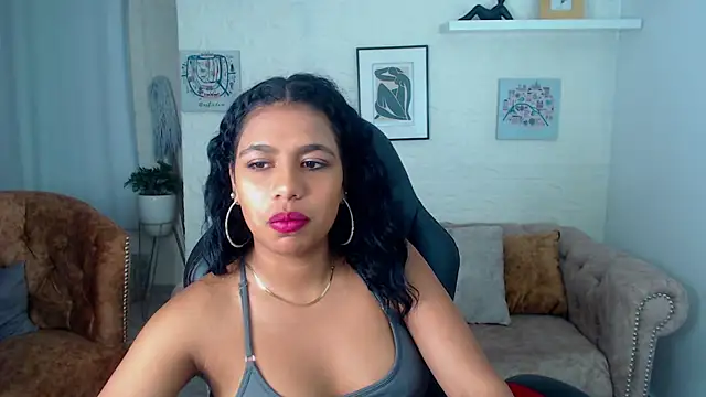 Snapshot of luna_sweet_tk chatting on June 2026 12:07:02 PM luna sweet tk online show from June 2026 12:07:02 PM