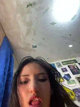 angelgirl2006 online show from June 2026 03:18:01 AM