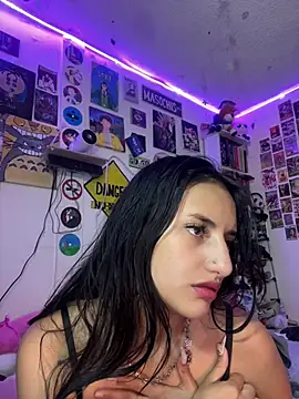 angelgirl2006 online show from July 2026 07:09:01 PM