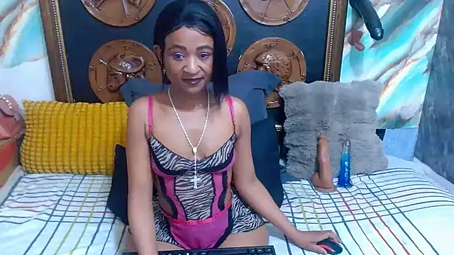 GoldenBigAssCurvy1 online show from June 2026 03:50:01 PM
