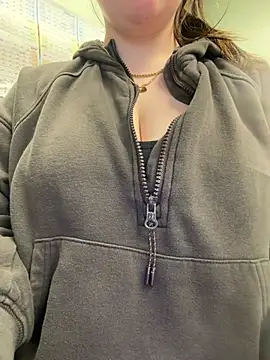 alyssabbygirll online show from June 2026 06:30:02 PM