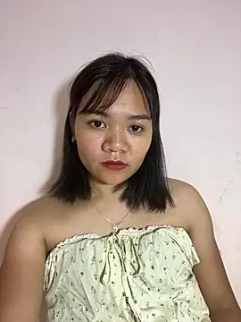 Snapshot of Ari_baby9 chatting on May 2026 03:20:01 PM Ari baby9 online show from May 2026 03:20:01 PM