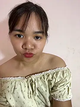Snapshot of Ari_baby9 chatting on June 2026 02:52:02 PM Ari baby9 online show from June 2026 02:52:02 PM