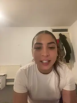 naomiiii55 online show from June 2026 12:32:02 AM