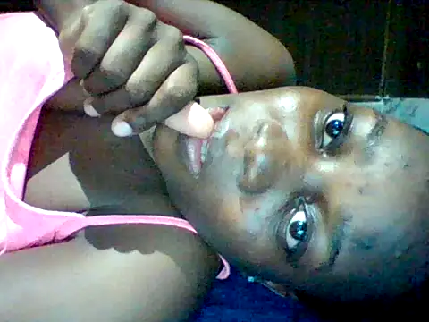 Snapshot of zainaxxxxx chatting on May 2026 04:03:02 PM zainaxxxxx online show from May 2026 04:03:02 PM