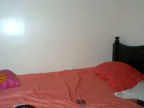 Snapshot of rubby_4 chatting on June 2026 08:24:01 PM rubby 4 online show from June 2026 08:24:01 PM