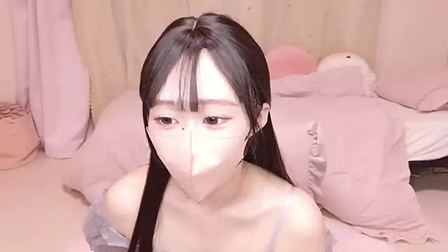 YURInya  online show from June 2026 12:40:01 PM