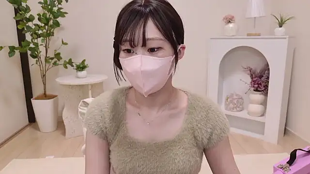 YURInya  online show from July 2026 02:36:01 PM