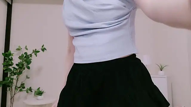 YURInya  online show from July 2026 03:43:01 PM