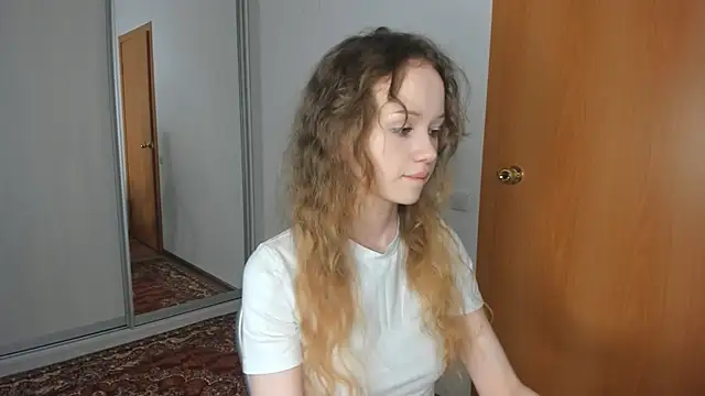 babymolly2 online show from July 2026 08:00:02 PM