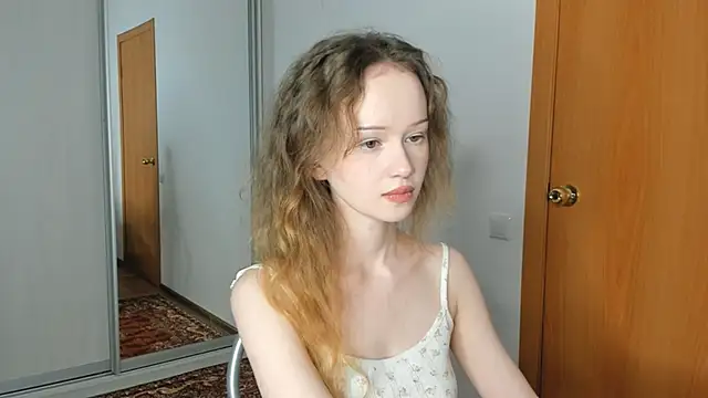 babymolly2 online show from July 2026 04:42:02 PM