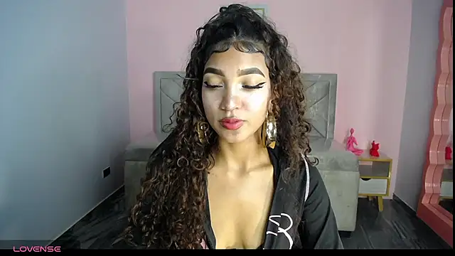 Snapshot of CamilaVixen_ch chatting on June 2026 08:24:01 PM CamilaVixen ch online show from June 2026 08:24:01 PM