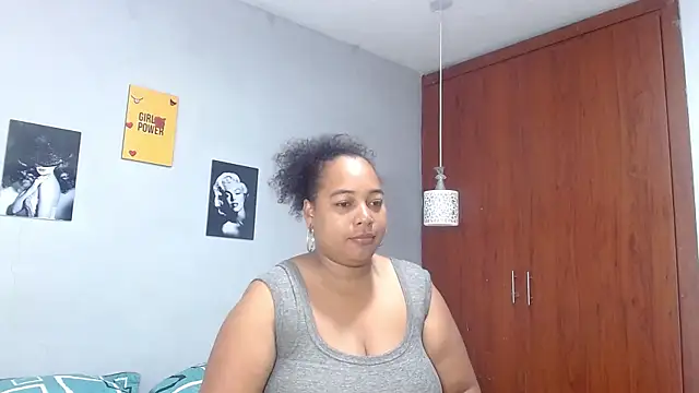 amaranthajhones 42 online show from June 2026 11:34:01 AM