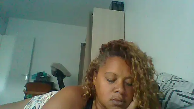 DOMINATRICESANDRA online show from June 2026 06:46:02 PM