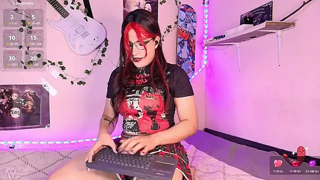 Snapshot of Lucy-morninghstar chatting on July 2026 01:06:02 PM Lucy-morninghstar online show from July 2026 01:06:02 PM