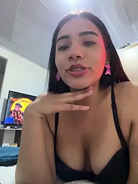 Snapshot of Caro_Mildrey chatting on July 2026 03:34:01 AM Caro Mildrey online show from July 2026 03:34:01 AM