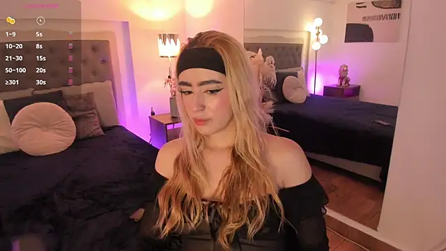 EllieAdeline online show from June 2026 03:42:01 AM