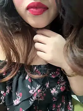 Snapshot of Yours_riya11 chatting on June 2026 12:32:02 AM Yours riya11 online show from June 2026 12:32:02 AM