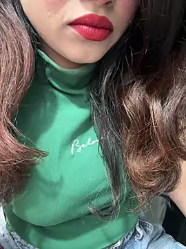 Snapshot of Yours_riya11 chatting on June 2026 04:10:01 PM Yours riya11 online show from June 2026 04:10:01 PM