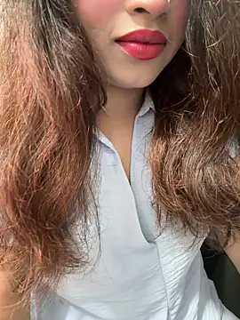 Snapshot of Yours_riya11 chatting on July 2026 08:00:01 PM Yours riya11 online show from July 2026 08:00:01 PM