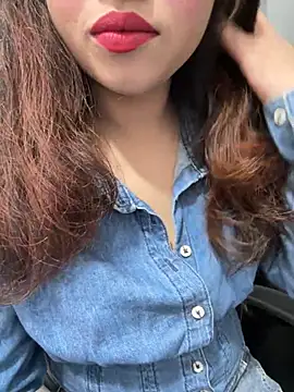 Snapshot of Yours_riya11 chatting on July 2026 06:22:02 PM Yours riya11 online show from July 2026 06:22:02 PM