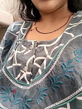 Hot Mahira69 online show from June 2026 07:03:01 AM