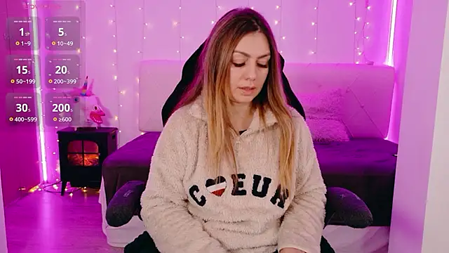 Snapshot of LindaWhite_ chatting on February 2026 09:55:02 PM LindaWhite online show from February 2026 09:55:02 PM