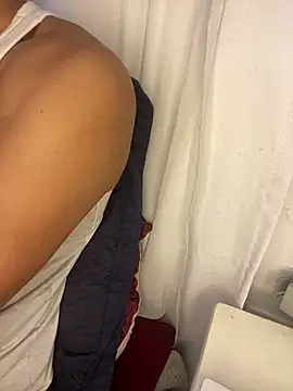 Snapshot of Tatuadomoreno23cm chatting on July 2026 12:00:02 PM Tatuadomoreno23cm online show from July 2026 12:00:02 PM