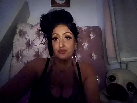 Angeldevlin81 online show from June 2026 10:21:02 PM
