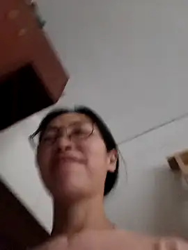 Snapshot of fengshun00000 chatting on May 2026 08:22:01 AM fengshun00000 online show from May 2026 08:22:01 AM