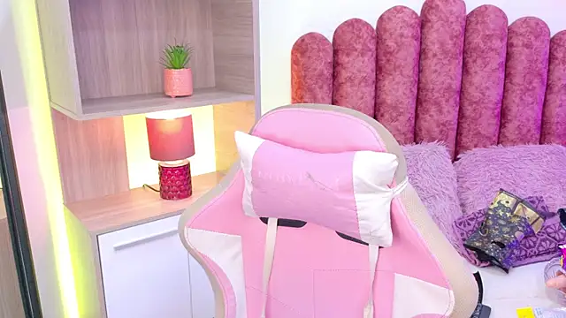 CamilleBlair  online show from July 2026 12:11:02 PM