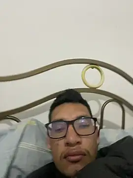 Guillermo26j online show from June 2026 03:34:01 AM