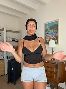 Snapshot of nadiabnssd chatting on July 2026 01:28:02 PM nadiabnssd online show from July 2026 01:28:02 PM