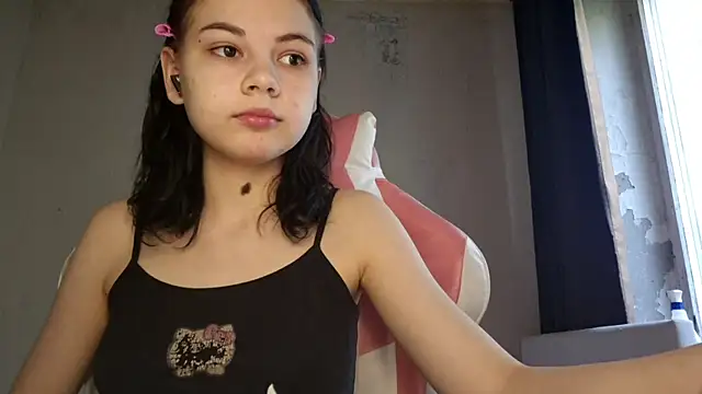 MilaTease online show from June 2026 05:03:02 AM