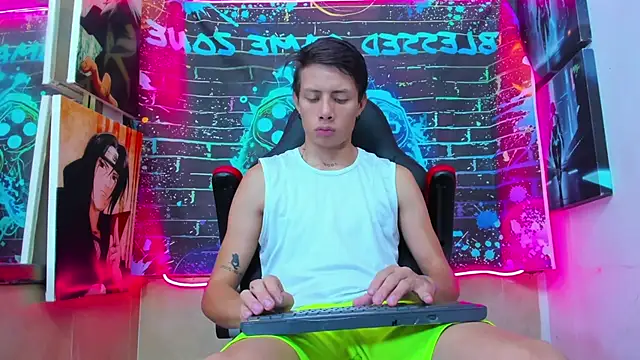 Maxx hot26 online show from June 2026 08:55:01 PM