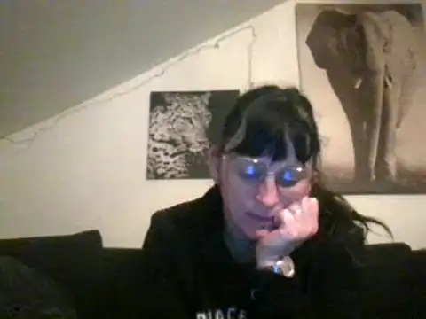 Snapshot of sexujuly88 chatting on December 2024 10:20:02 PM sexujuly88 online show from December 2024 10:20:02 PM