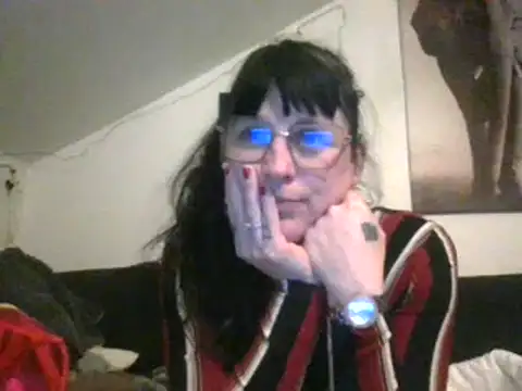 Snapshot of sexujuly88 chatting on December 2024 10:34:02 PM sexujuly88 online show from December 2024 10:34:02 PM