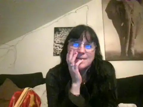 Snapshot of sexujuly88 chatting on January 2025 10:45:01 PM sexujuly88 online show from January 2025 10:45:01 PM