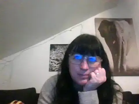 Snapshot of sexujuly88 chatting on January 2025 10:23:01 PM sexujuly88 online show from January 2025 10:23:01 PM