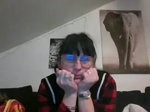 Snapshot of sexujuly88 chatting on February 2025 09:05:02 PM sexujuly88 online show from February 2025 09:05:02 PM