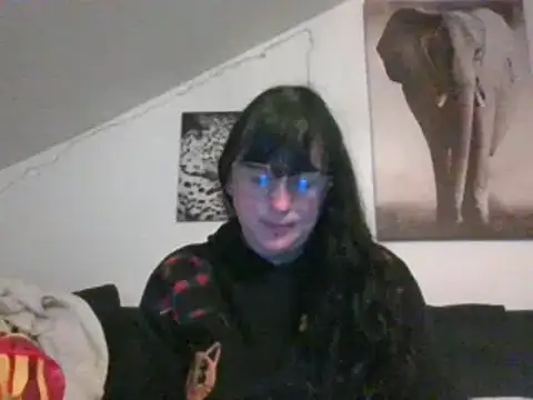 Snapshot of sexujuly88 chatting on March 2025 10:13:02 PM sexujuly88 online show from March 2025 10:13:02 PM