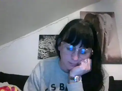 Snapshot of sexujuly88 chatting on March 2025 10:09:02 PM sexujuly88 online show from March 2025 10:09:02 PM