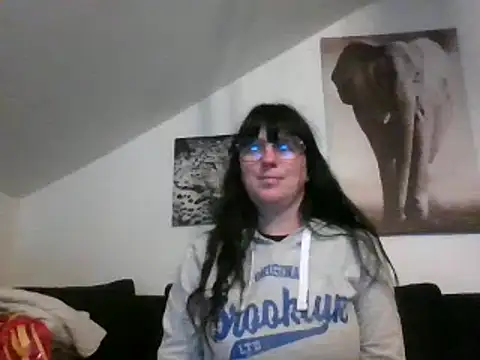 Snapshot of sexujuly88 chatting on September 2025 09:38:01 PM sexujuly88 online show from September 2025 09:38:01 PM