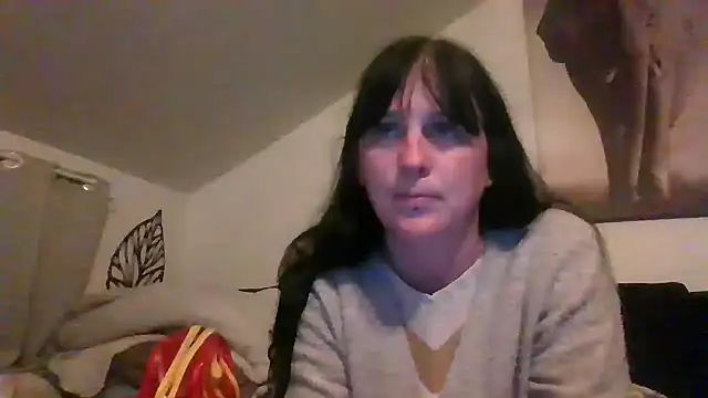 Snapshot of sexujuly88 chatting on November 2025 10:37:01 PM sexujuly88 online show from November 2025 10:37:01 PM