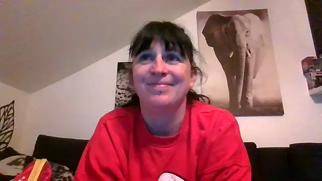Snapshot of sexujuly88 chatting on May 2026 09:23:02 PM sexujuly88 online show from May 2026 09:23:02 PM