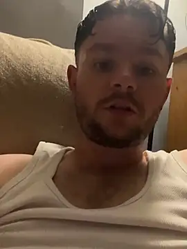 Snapshot of Ronnie153 chatting on July 2026 02:05:17 AM Ronnie153 online show from July 2026 02:05:17 AM