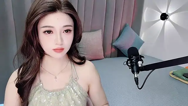 Momo-Wow online show from June 2026 06:05:01 AM